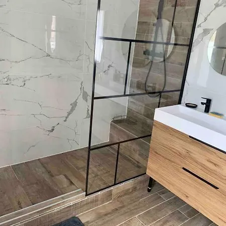 Le Victor  Διαμέρισμα *